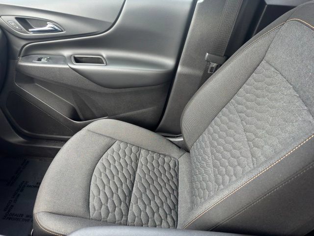 Used 2018 Chevrolet Equinox LT AWD/4WD image 24
