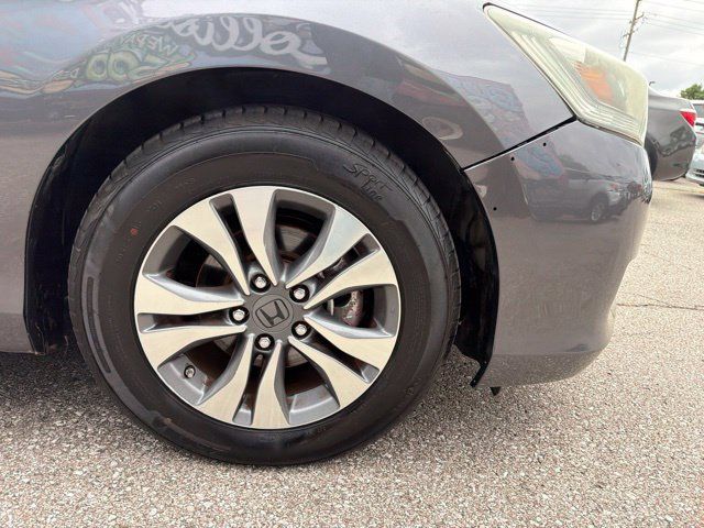 Used 2013 Honda Accord LX image 31