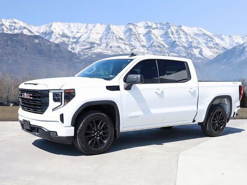 Used 2024 GMC Sierra 1500 Elevation image 2