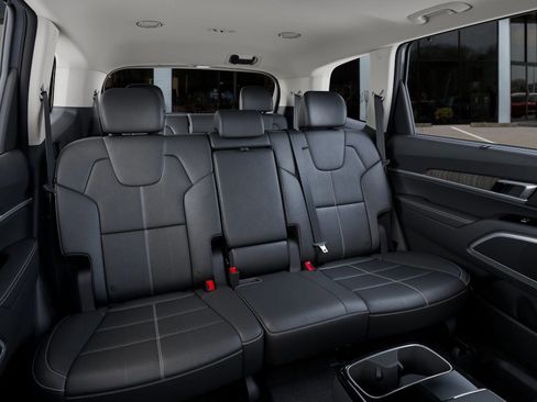 New 2025 Kia Telluride EX image 16