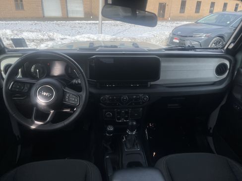 Used 2024 Jeep Wrangler Sport S w/ Convenience Group image 19