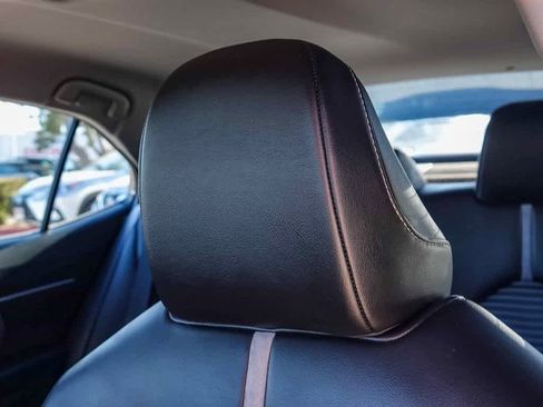 Used 2023 Toyota Camry SE image 24