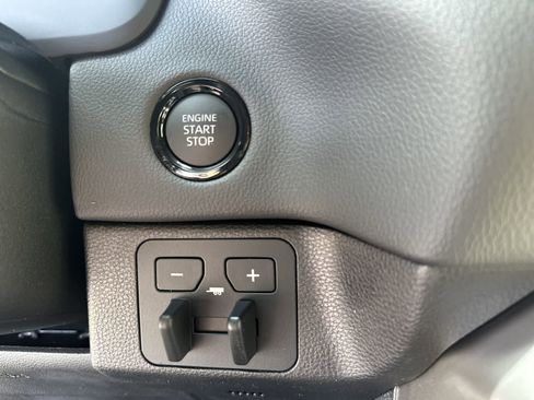 New 2026 Toyota Tundra Limited AWD/4WD image 30