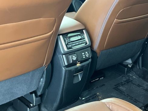Certified 2023 Subaru Ascent Touring AWD/4WD image 41