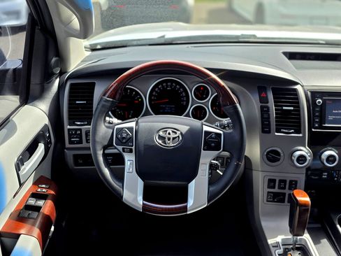 Used 2015 Toyota Sequoia Platinum AWD/4WD image 13