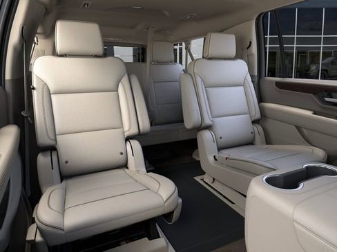 New 2026 GMC Yukon XL Denali w/ Advanced Technology Package AWD/4WD image 17