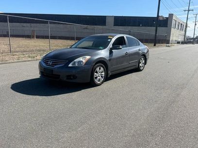 Used 2010 Nissan Altima 2.5 S w/ Premium Audio Pkg