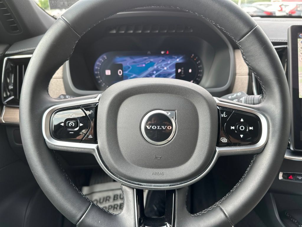 Certified 2026 Volvo XC90 B6 Plus AWD/4WD image 26