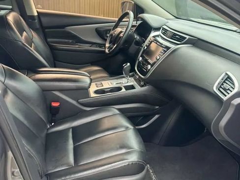 Used 2020 Nissan Murano SV w/ Premium Package AWD/4WD image 13