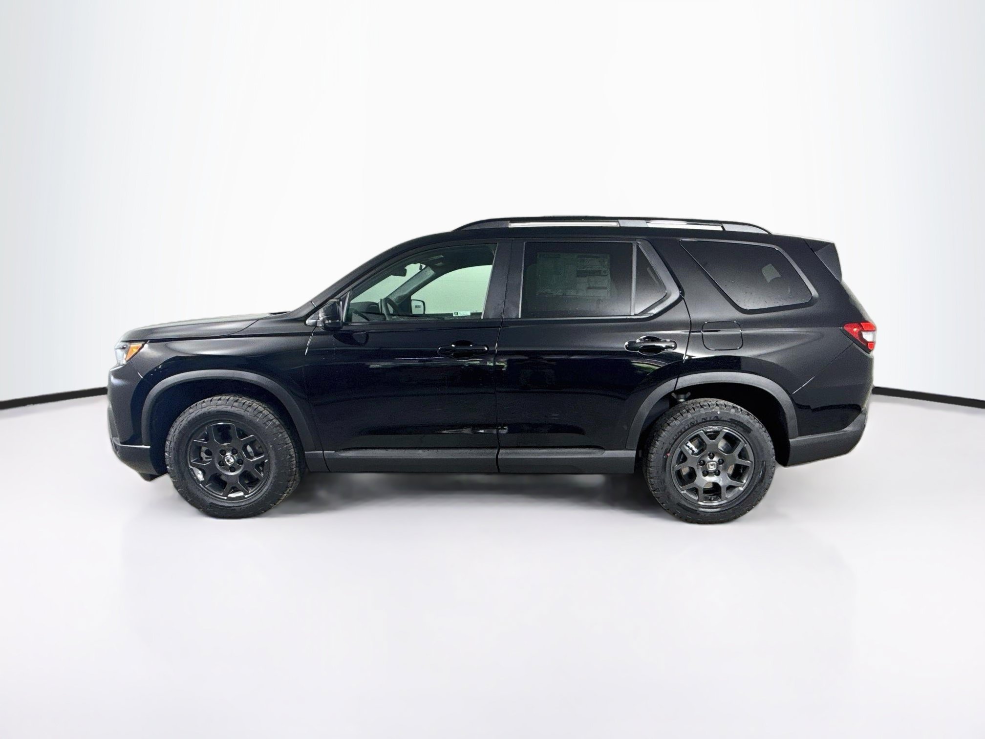 New 2026 Honda Pilot TrailSport image 7