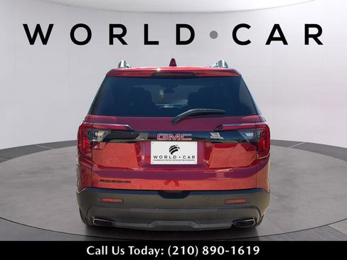 Used 2022 GMC Acadia SLE w/ Elevation Edition image 7