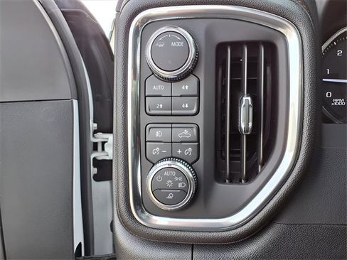 Certified 2023 GMC Sierra 2500 AT4 w/ AT4 Preferred Package image 16