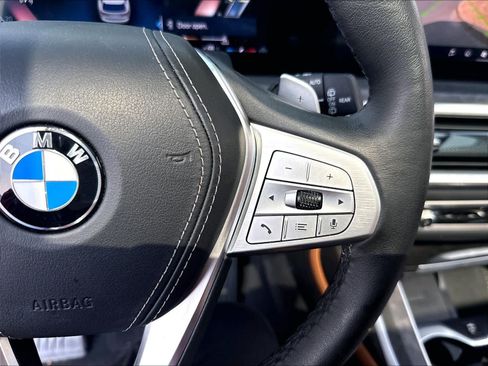 Used 2025 BMW X7 xDrive40i w/ Premium Package AWD/4WD image 15
