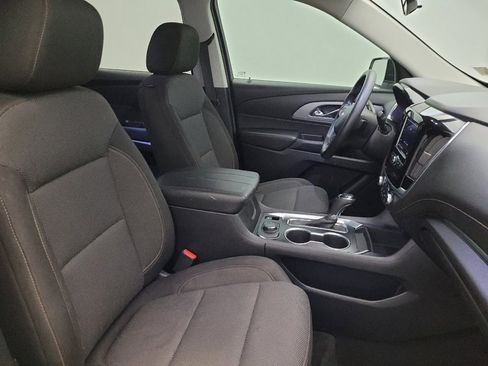 Used 2020 Chevrolet Traverse LS image 21