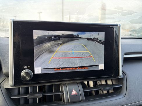 Used 2023 Toyota RAV4 LE image 18