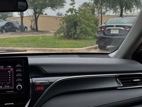 Used 2023 Toyota Camry LE image 35