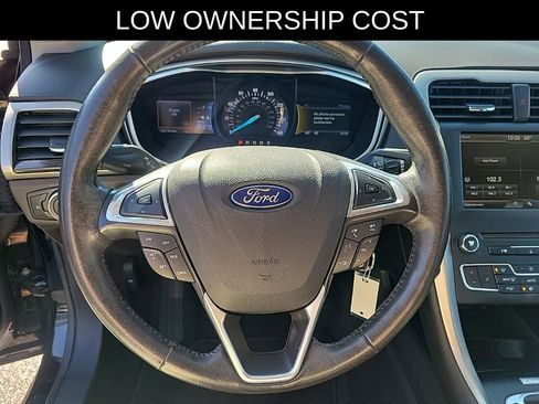 Used 2016 Ford Fusion SE w/ Equipment Group 202A FWD image 20