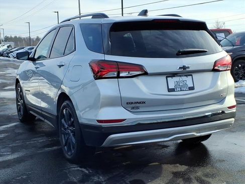 Used 2022 Chevrolet Equinox RS w/ RS Leather Package image 5