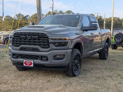 New 2026 RAM 2500 Limited AWD/4WD image 4