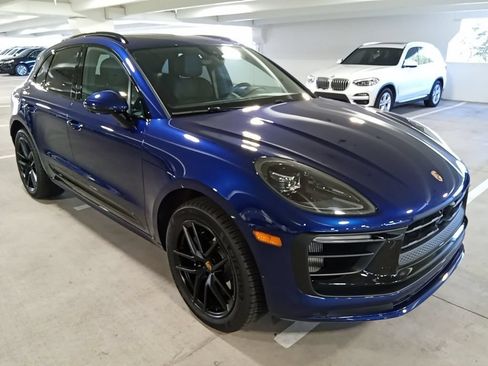 Used 2025 Porsche Macan GTS AWD/4WD image 3