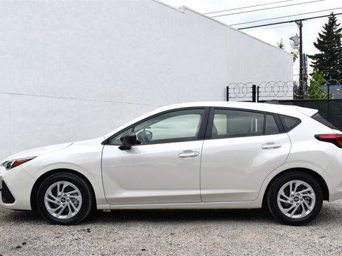 Used 2025 Subaru Impreza 2.0i AWD/4WD image 9