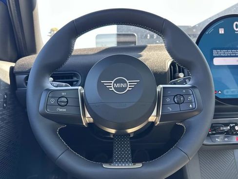 New 2026 MINI Cooper 4-Door Hardtop image 19