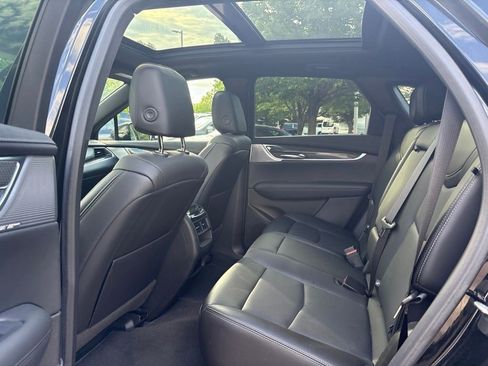 Certified 2023 Cadillac XT5 Sportv w/ Technology Package AWD/4WD image 16