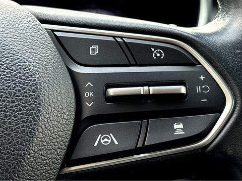 Used 2023 Hyundai Santa Fe SEL image 15