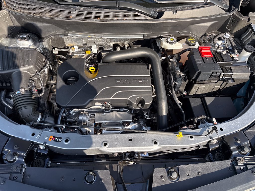 Used 2026 Chevrolet Equinox LT FWD image 24