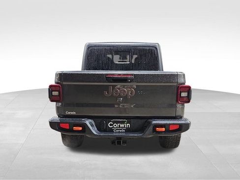 Used 2024 Jeep Gladiator Mojave w/ Convenience Group image 16