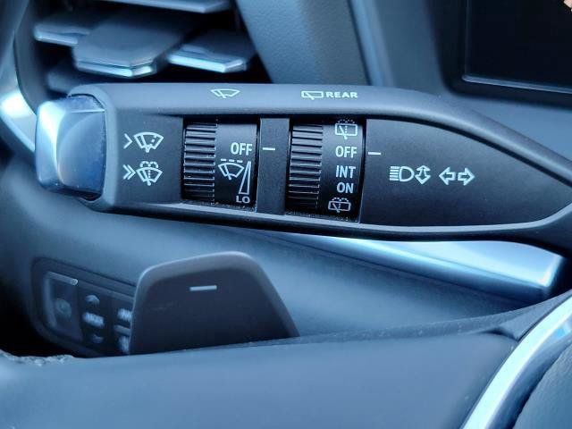Used 2025 GMC Terrain Elevation AWD/4WD image 21