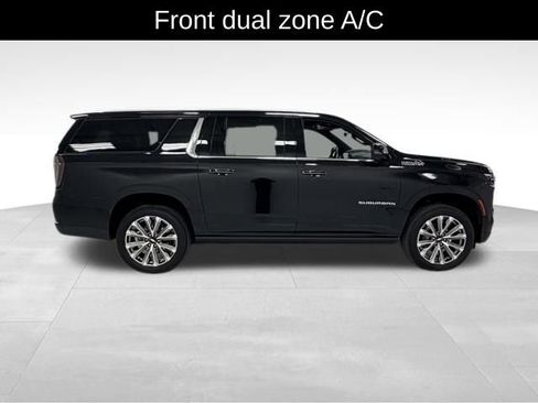 Certified 2025 Chevrolet Suburban High Country image 7