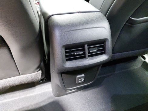 Certified 2022 Chevrolet Equinox RS w/ RS Leather Package AWD/4WD image 22
