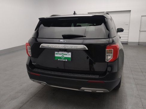 Used 2024 Ford Explorer XLT w/ Equipment Group 202A image 7