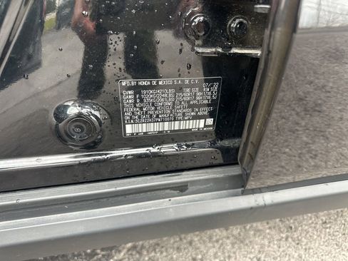 Used 2023 Honda HR-V LX image 40