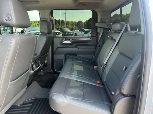 Used 2024 Chevrolet Silverado 2500 LTZ w/ LTZ Plus Package AWD/4WD image 5