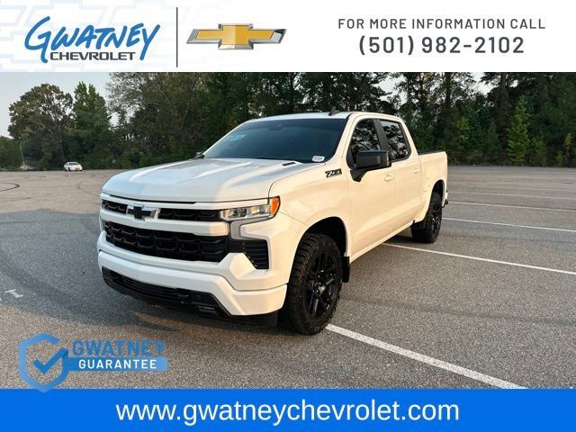 Used 2024 Chevrolet Silverado 1500 RST w/ Z71 Off-Road Package AWD/4WD image 1