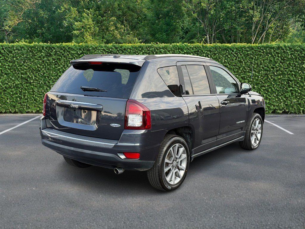 Used 2016 Jeep Compass High Altitude FWD image 3