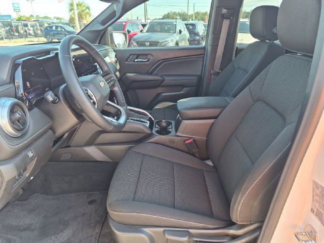 Used 2024 Chevrolet Colorado LT RWD image 18