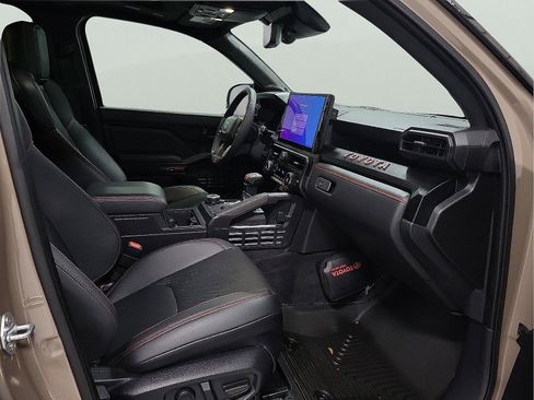 Certified 2025 Toyota Tacoma image 12