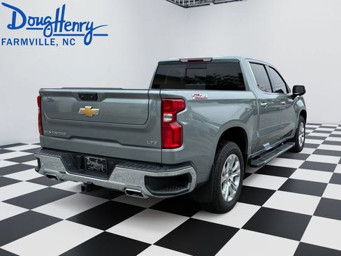 Used 2025 Chevrolet Silverado 1500 LTZ w/ LTZ Premium Package AWD/4WD image 5