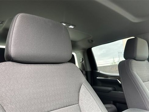 Used 2025 Chevrolet Silverado 1500 LT image 20