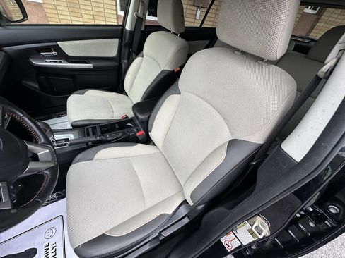 Used 2017 Subaru Crosstrek 2.0i Premium image 19