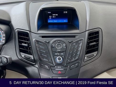 Used 2019 Ford Fiesta SE image 17