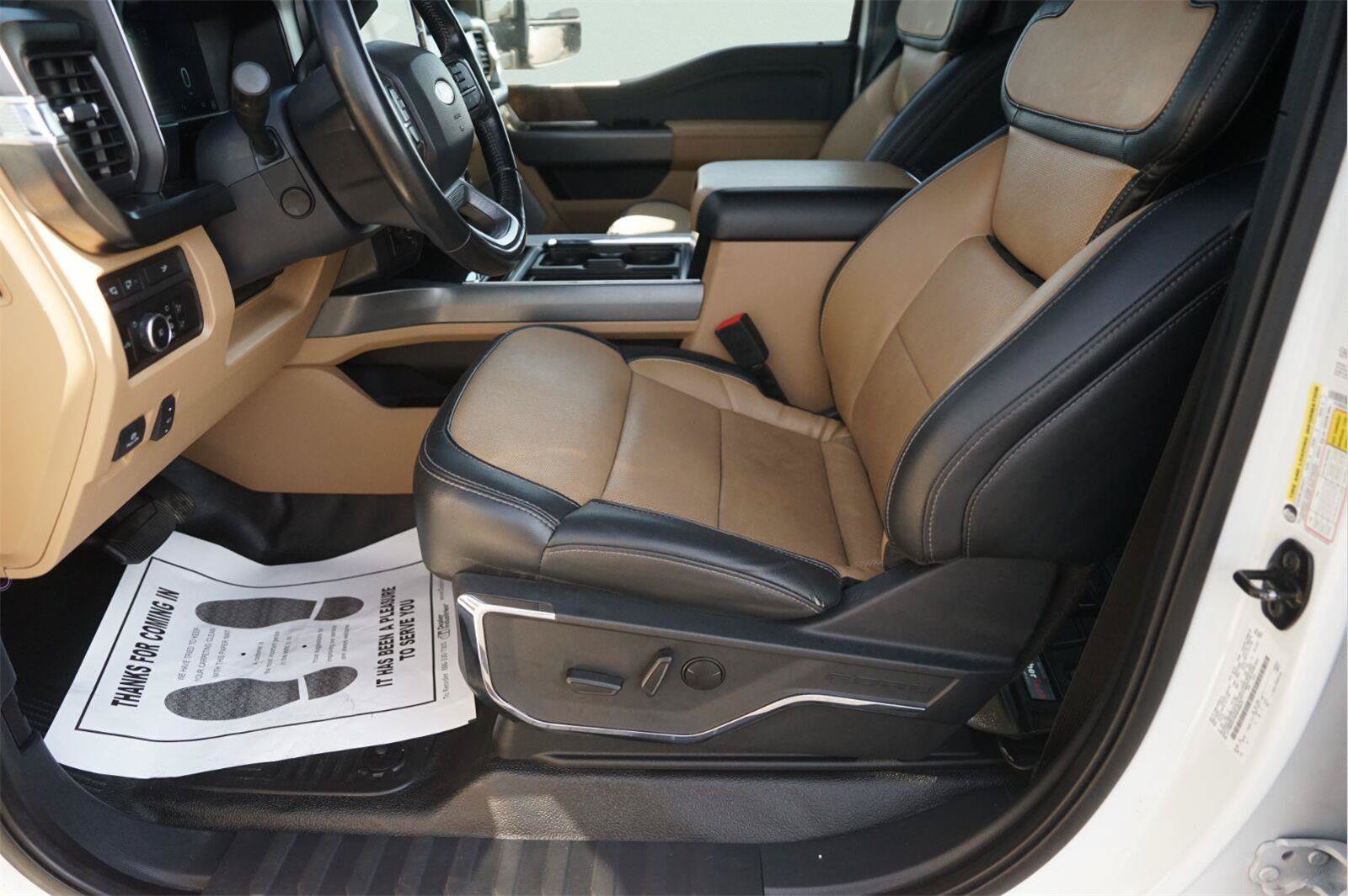 Used 2023 Ford F350 Lariat w/ Lariat Ultimate Package AWD/4WD image 9