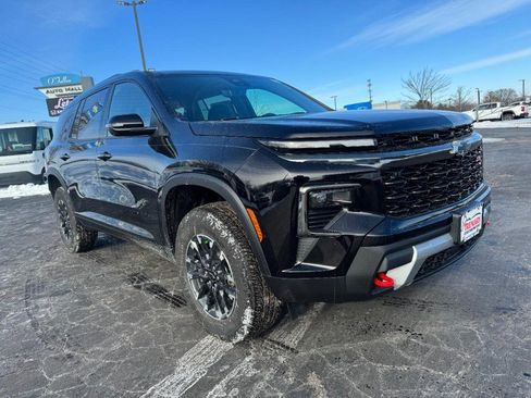 New 2026 Chevrolet Traverse Z71 w/ Driver Confidence Package image 2