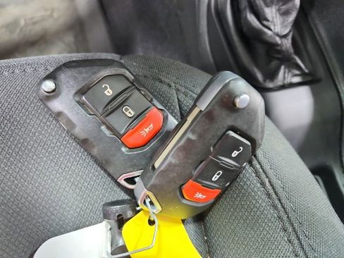 Used 2021 Jeep Wrangler Unlimited Sport image 31