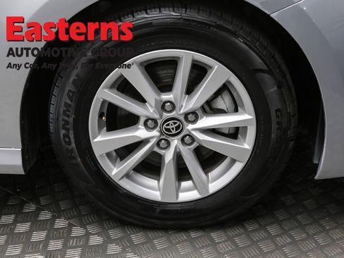 Used 2025 Toyota Camry LE FWD image 32