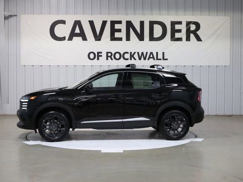 New 2026 Nissan Kicks SR w/ Illumination Package FWD image 4