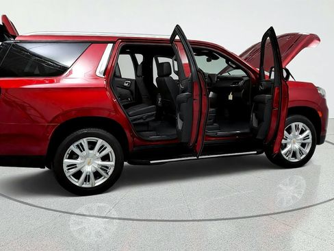 Used 2023 Chevrolet Tahoe LT w/ LT Signature Package AWD/4WD image 13